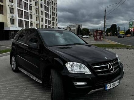 Мерседес М-Класс 2011 в Черкассах на Automoto.ua Черный Мерседес М-Класс, объемом двигателя 2.99 л и пробегом 328 тыс. км за 15900 $, фото 1 на Automoto.ua