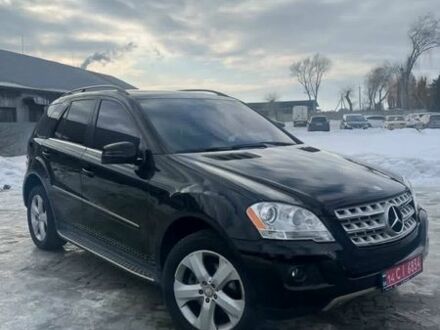 Чорний Мерседес М-Клас, об'ємом двигуна 3 л та пробігом 209 тис. км за 16500 $, фото 1 на Automoto.ua