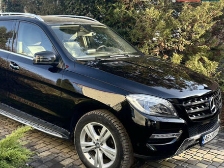 Мерседес М-Класс 2012 в Хмельнике на Automoto.ua Черный Мерседес М-Класс, объемом двигателя 2.1 л и пробегом 158 тыс. км за 26500 $, фото 1 на Automoto.ua