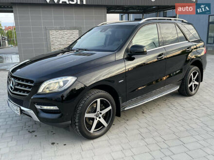 Мерседес М-Класс 2012 в Виноградове на Automoto.ua Черный Мерседес М-Класс, объемом двигателя 2.99 л и пробегом 188 тыс. км за 23900 $, фото 1 на Automoto.ua