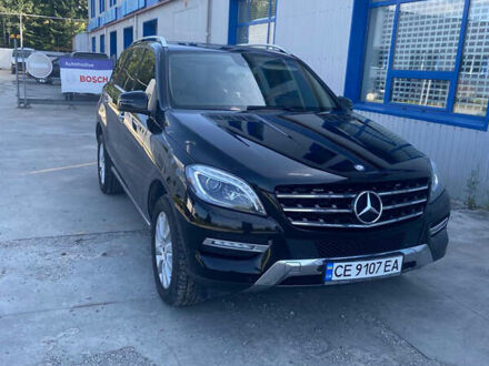 Черный Мерседес М-Класс, объемом двигателя 2.99 л и пробегом 220 тыс. км за 22999 $, фото 1 на Automoto.ua