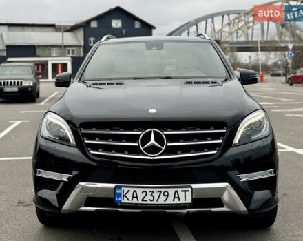 Черный Мерседес М-Класс, объемом двигателя 3.5 л и пробегом 160 тыс. км за 19500 $, фото 1 на Automoto.ua