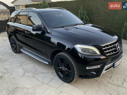 Черный Мерседес М-Класс, объемом двигателя 2.99 л и пробегом 290 тыс. км за 22000 $, фото 1 на Automoto.ua