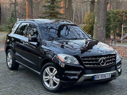 Черный Мерседес М-Класс, объемом двигателя 3 л и пробегом 274 тыс. км за 19700 $, фото 1 на Automoto.ua