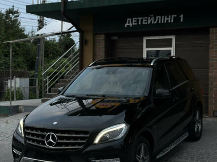 Мерседес М-Класс 2012 в Киеве на Automoto.ua Черный Мерседес М-Класс, объемом двигателя 3.5 л и пробегом 155 тыс. км за 19999 $, фото 1 на Automoto.ua
