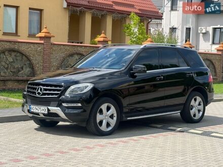 Чорний Мерседес М-Клас, об'ємом двигуна 3 л та пробігом 264 тис. км за 21500 $, фото 1 на Automoto.ua