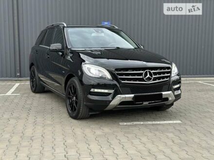 Мерседес М-Класс 2012 в Луцке на Automoto.ua Черный Мерседес М-Класс, объемом двигателя 3 л и пробегом 219 тыс. км за 23000 $, фото 1 на Automoto.ua