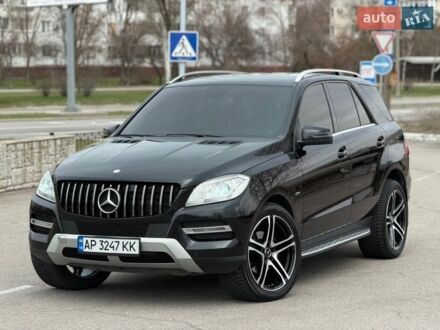 Чорний Мерседес М-Клас, об'ємом двигуна 2.2 л та пробігом 296 тис. км за 22500 $, фото 1 на Automoto.ua