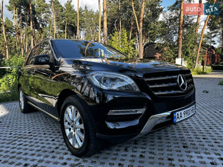 Мерседес М-Класс 2013 в Киеве на Automoto.ua Черный Мерседес М-Класс, объемом двигателя 2.99 л и пробегом 96 тыс. км за 30000 $, фото 1 на Automoto.ua