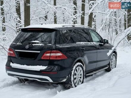 Чорний Мерседес М-Клас, об'ємом двигуна 3 л та пробігом 162 тис. км за 27500 $, фото 1 на Automoto.ua