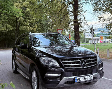 Чорний Мерседес М-Клас, об'ємом двигуна 2.14 л та пробігом 279 тис. км за 21600 $, фото 1 на Automoto.ua