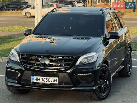 Мерседес М-Класс 2015 в Одессе на Automoto.ua Черный Мерседес М-Класс, объемом двигателя 5.5 л и пробегом 145 тыс. км за 29999 $, фото 1 на Automoto.ua