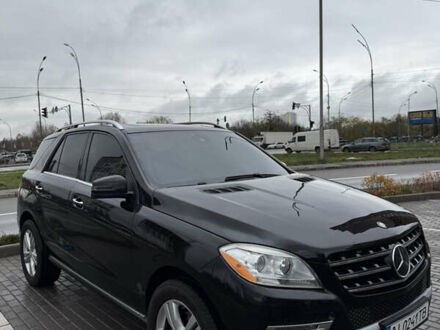 Черный Мерседес М-Класс, объемом двигателя 3.5 л и пробегом 127 тыс. км за 16500 $, фото 1 на Automoto.ua