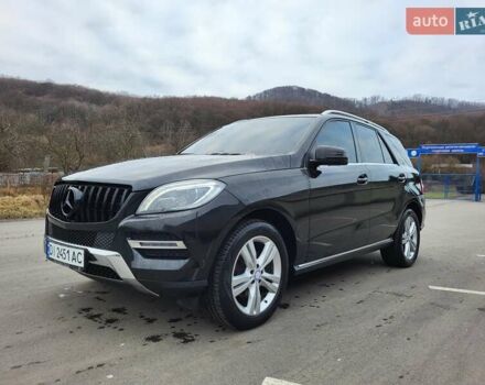 Черный Мерседес М-Класс, объемом двигателя 2.2 л и пробегом 290 тыс. км за 20700 $, фото 1 на Automoto.ua