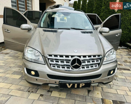 Коричневый Мерседес М-Класс, объемом двигателя 0 л и пробегом 270 тыс. км за 10500 $, фото 23 на Automoto.ua