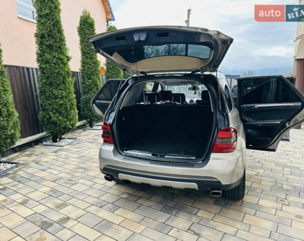 Коричневый Мерседес М-Класс, объемом двигателя 0 л и пробегом 270 тыс. км за 10500 $, фото 28 на Automoto.ua