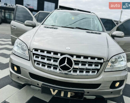 Коричневый Мерседес М-Класс, объемом двигателя 0 л и пробегом 270 тыс. км за 10500 $, фото 5 на Automoto.ua