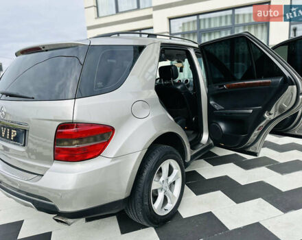 Коричневый Мерседес М-Класс, объемом двигателя 0 л и пробегом 270 тыс. км за 10500 $, фото 10 на Automoto.ua