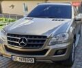 Коричневий Мерседес М-Клас, об'ємом двигуна 5.5 л та пробігом 233 тис. км за 18299 $, фото 2 на Automoto.ua