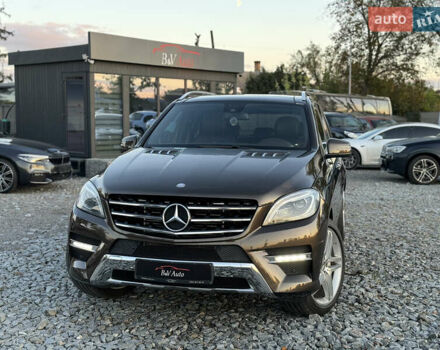 Коричневый Мерседес М-Класс, объемом двигателя 2.99 л и пробегом 317 тыс. км за 24500 $, фото 2 на Automoto.ua