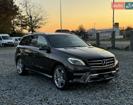 Коричневый Мерседес М-Класс, объемом двигателя 2.99 л и пробегом 317 тыс. км за 24500 $, фото 12 на Automoto.ua