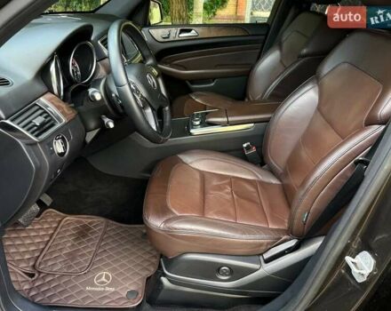 Коричневий Мерседес М-Клас, об'ємом двигуна 2.14 л та пробігом 270 тис. км за 17900 $, фото 12 на Automoto.ua