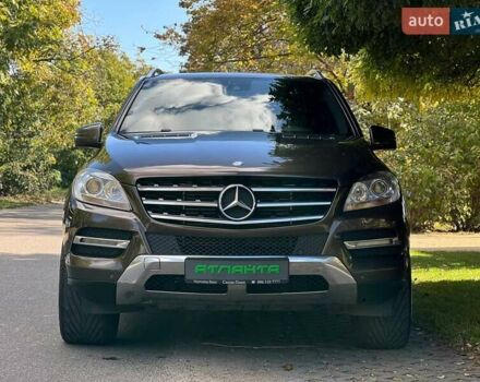 Коричневий Мерседес М-Клас, об'ємом двигуна 2.14 л та пробігом 270 тис. км за 17900 $, фото 4 на Automoto.ua