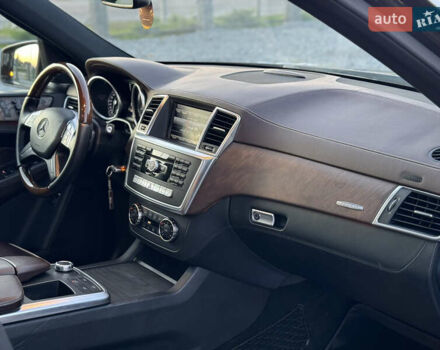 Коричневый Мерседес М-Класс, объемом двигателя 2.99 л и пробегом 317 тыс. км за 24500 $, фото 36 на Automoto.ua