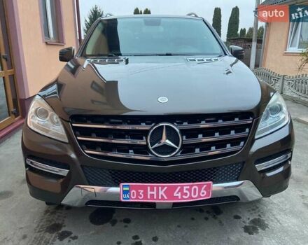 Коричневый Мерседес М-Класс, объемом двигателя 2.99 л и пробегом 253 тыс. км за 19700 $, фото 2 на Automoto.ua