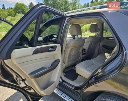 Мерседес М-Клас 2013 у Трускавце на Automoto.ua Коричневий Мерседес М-Клас, об'ємом двигуна 2.99 л та пробігом 76 тис. км за 34000 $, фото 10 на Automoto.ua