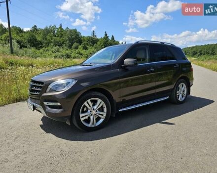 Мерседес М-Клас 2013 у Трускавце на Automoto.ua Коричневий Мерседес М-Клас, об'ємом двигуна 2.99 л та пробігом 76 тис. км за 34000 $, фото 2 на Automoto.ua