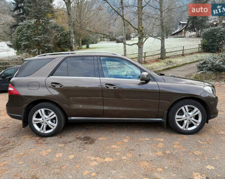 Коричневый Мерседес М-Класс, объемом двигателя 2.14 л и пробегом 69 тыс. км за 25500 $, фото 2 на Automoto.ua