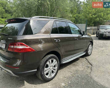 Коричневий Мерседес М-Клас, об'ємом двигуна 3.5 л та пробігом 115 тис. км за 26000 $, фото 14 на Automoto.ua