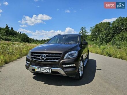 Мерседес М-Клас 2013 у Трускавце на Automoto.ua Коричневий Мерседес М-Клас, об'ємом двигуна 2.99 л та пробігом 76 тис. км за 34000 $, фото 1 на Automoto.ua