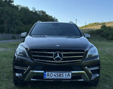Коричневий Мерседес М-Клас, об'ємом двигуна 3 л та пробігом 213 тис. км за 26000 $, фото 1 на Automoto.ua