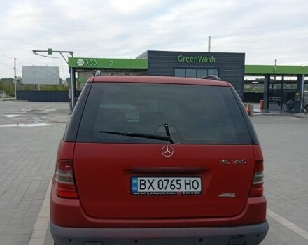 Красный Мерседес М-Класс, объемом двигателя 3.2 л и пробегом 264 тыс. км за 4850 $, фото 6 на Automoto.ua