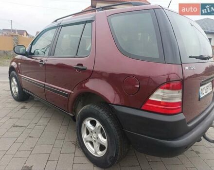 Червоний Мерседес М-Клас, об'ємом двигуна 3.2 л та пробігом 353 тис. км за 5700 $, фото 19 на Automoto.ua