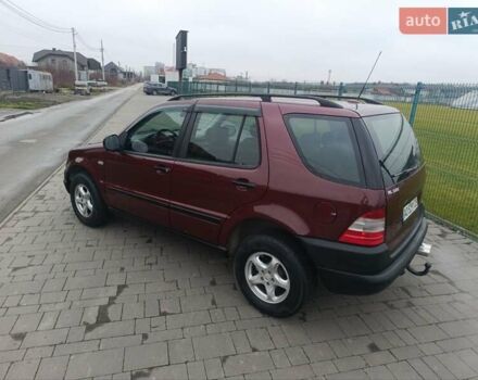 Червоний Мерседес М-Клас, об'ємом двигуна 3.2 л та пробігом 353 тис. км за 5700 $, фото 7 на Automoto.ua