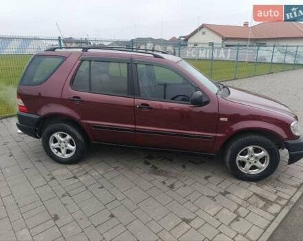 Червоний Мерседес М-Клас, об'ємом двигуна 3.2 л та пробігом 353 тис. км за 5700 $, фото 14 на Automoto.ua