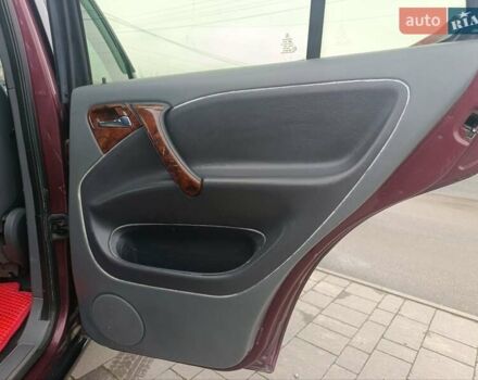 Червоний Мерседес М-Клас, об'ємом двигуна 3.2 л та пробігом 353 тис. км за 5700 $, фото 69 на Automoto.ua