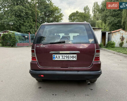 Красный Мерседес М-Класс, объемом двигателя 3.2 л и пробегом 275 тыс. км за 4700 $, фото 5 на Automoto.ua