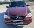 Красный Мерседес М-Класс, объемом двигателя 4.3 л и пробегом 288 тыс. км за 4555 $, фото 1 на Automoto.ua