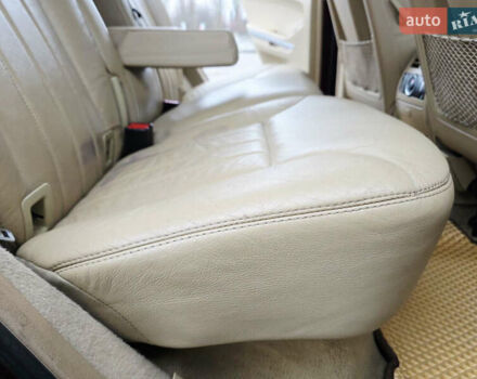 Красный Мерседес М-Класс, объемом двигателя 3.5 л и пробегом 266 тыс. км за 11499 $, фото 54 на Automoto.ua