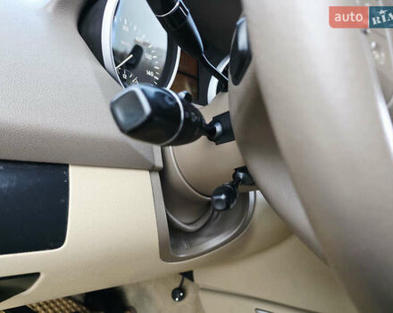 Красный Мерседес М-Класс, объемом двигателя 3.5 л и пробегом 266 тыс. км за 11499 $, фото 110 на Automoto.ua