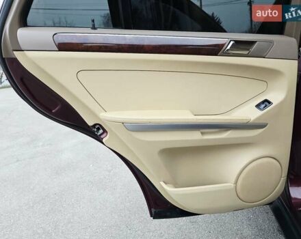 Красный Мерседес М-Класс, объемом двигателя 3.5 л и пробегом 266 тыс. км за 9333 $, фото 78 на Automoto.ua