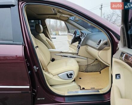 Красный Мерседес М-Класс, объемом двигателя 3.5 л и пробегом 266 тыс. км за 9333 $, фото 92 на Automoto.ua