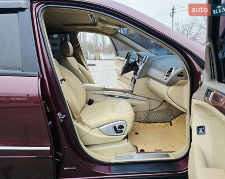 Красный Мерседес М-Класс, объемом двигателя 3.5 л и пробегом 266 тыс. км за 11499 $, фото 88 на Automoto.ua