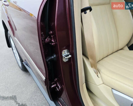 Красный Мерседес М-Класс, объемом двигателя 3.5 л и пробегом 266 тыс. км за 11499 $, фото 91 на Automoto.ua