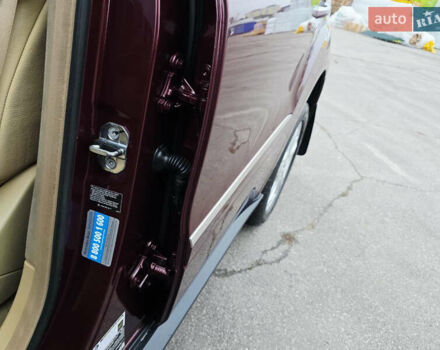 Красный Мерседес М-Класс, объемом двигателя 3.5 л и пробегом 266 тыс. км за 11499 $, фото 100 на Automoto.ua