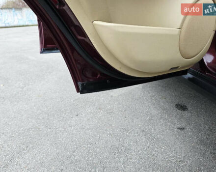 Красный Мерседес М-Класс, объемом двигателя 3.5 л и пробегом 266 тыс. км за 11499 $, фото 70 на Automoto.ua